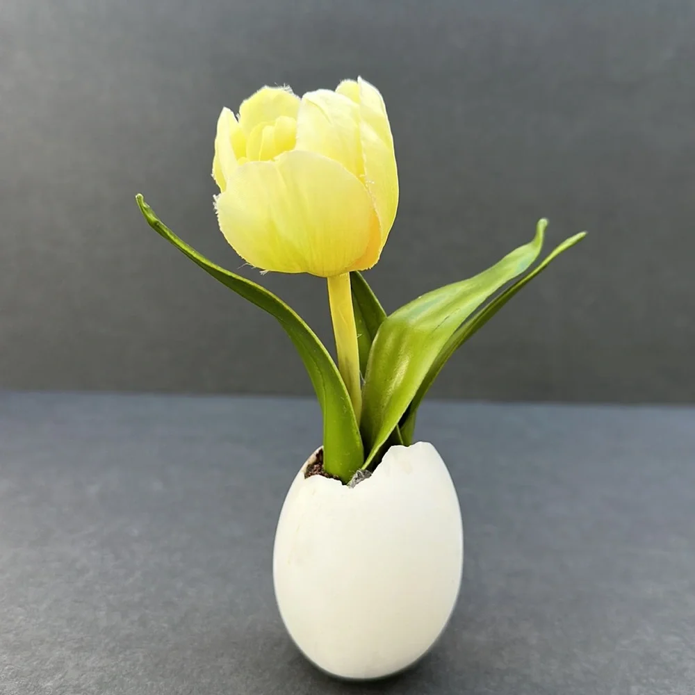 Easter/Spring Decorations - Picture 2 of 6